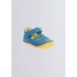 Kinder Kickers Kick Sushyk