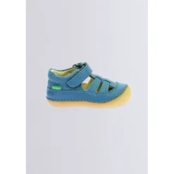 Kinder Kickers Kick Sushyk
