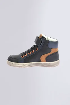 Kinder Kickers Lolastic